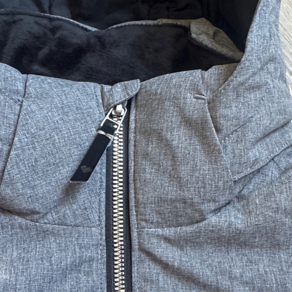 Obermeyer Gray and White Kids Ski Jacket - Picture 3 of 12